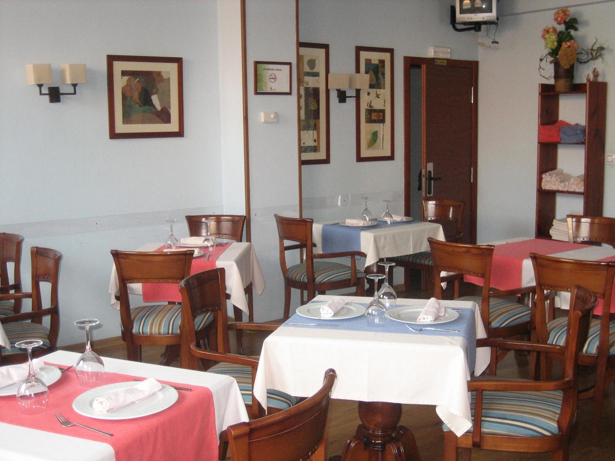 Hotel Santiago Benavente Exterior photo